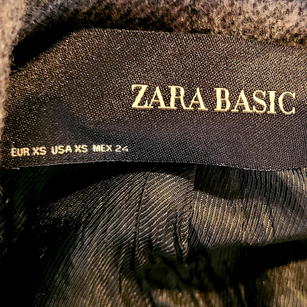 Zara Coat - Picture 3 of 16